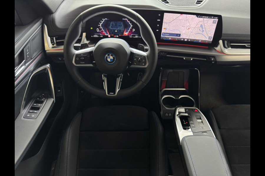 BMW X1 XDRIVE 25E PHEV M-SPORT LED ELEK.KLEP NAVI STOELVERW M-SHADOW LINE CARPLAY/ANDROID ZWARTE.HEMEL PHEV PLUG IN HYBRID AWD 4X4 4WD BMW X1 XDRIVE 25E PHEV M-SPORT LED ELEK.KLEP NAVI STOELVERW M-SHADOW LINE CARPLAY/ANDROID ZWARTE.HEMEL PHEV PLUG IN HYBRID AWD 4X4 4WD