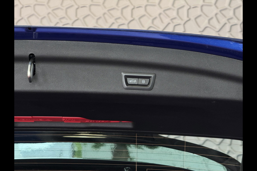 BMW X1 XDRIVE 25E PHEV M-SPORT LED ELEK.KLEP NAVI STOELVERW M-SHADOW LINE CARPLAY/ANDROID ZWARTE.HEMEL PHEV PLUG IN HYBRID AWD 4X4 4WD BMW X1 XDRIVE 25E PHEV M-SPORT LED ELEK.KLEP NAVI STOELVERW M-SHADOW LINE CARPLAY/ANDROID ZWARTE.HEMEL PHEV PLUG IN HYBRID AWD 4X4 4WD