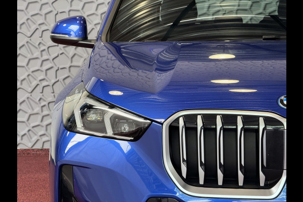 BMW X1 XDRIVE 25E PHEV M-SPORT LED ELEK.KLEP NAVI STOELVERW M-SHADOW LINE CARPLAY/ANDROID ZWARTE.HEMEL PHEV PLUG IN HYBRID AWD 4X4 4WD BMW X1 XDRIVE 25E PHEV M-SPORT LED ELEK.KLEP NAVI STOELVERW M-SHADOW LINE CARPLAY/ANDROID ZWARTE.HEMEL PHEV PLUG IN HYBRID AWD 4X4 4WD