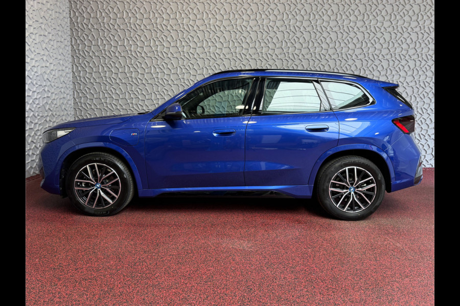 BMW X1 XDRIVE 25E PHEV M-SPORT LED ELEK.KLEP NAVI STOELVERW M-SHADOW LINE CARPLAY/ANDROID ZWARTE.HEMEL PHEV PLUG IN HYBRID AWD 4X4 4WD BMW X1 XDRIVE 25E PHEV M-SPORT LED ELEK.KLEP NAVI STOELVERW M-SHADOW LINE CARPLAY/ANDROID ZWARTE.HEMEL PHEV PLUG IN HYBRID AWD 4X4 4WD
