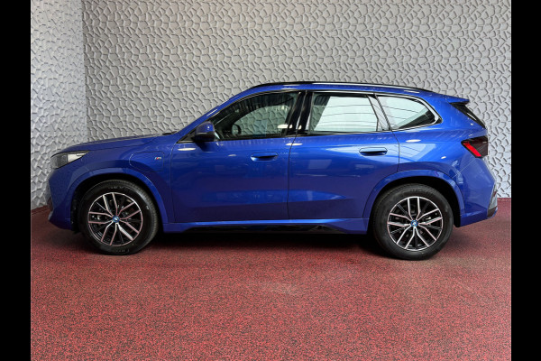 BMW X1 XDRIVE 25E PHEV M-SPORT LED ELEK.KLEP NAVI STOELVERW M-SHADOW LINE CARPLAY/ANDROID ZWARTE.HEMEL PHEV PLUG IN HYBRID AWD 4X4 4WD BMW X1 XDRIVE 25E PHEV M-SPORT LED ELEK.KLEP NAVI STOELVERW M-SHADOW LINE CARPLAY/ANDROID ZWARTE.HEMEL PHEV PLUG IN HYBRID AWD 4X4 4WD