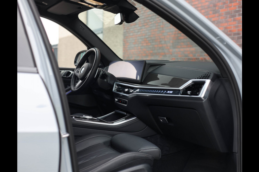 BMW X5 50e xDrive | M Performance - Pano - Trekhaak BMW X5 50e xDrive | M Performance - Pano - Trekhaak