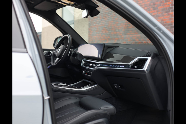 BMW X5 50e xDrive | M Performance - Pano - Trekhaak BMW X5 50e xDrive | M Performance - Pano - Trekhaak