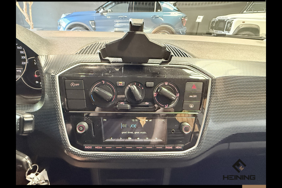 Volkswagen up! 1.0 BMT move up! Airco. Bluetooth. Lichtmetaal. Hollandse auto met NAP