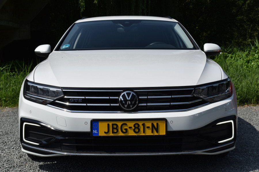 Volkswagen Passat Variant GTE 218PK DSG HYBRID GTE BUSINESS CAMERA/NAVI/STUURVERW.