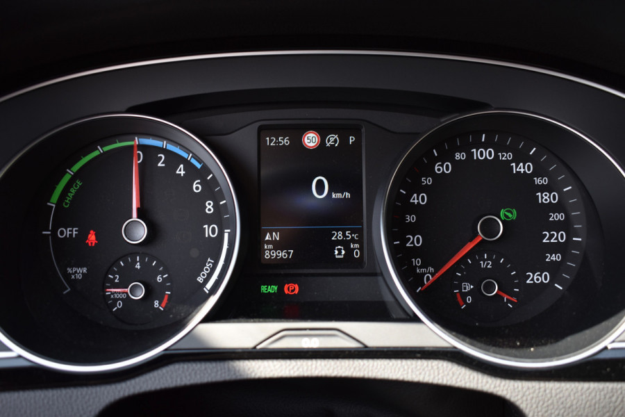 Volkswagen Passat Variant GTE 218PK DSG HYBRID GTE BUSINESS CAMERA/NAVI/STUURVERW.