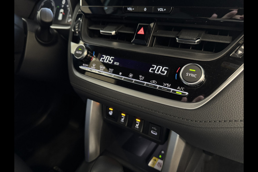 Toyota Corolla Cross HYBRID 140 2025 STYLE STOEL/STUUR VERW. ELEK.KLEP LED KEYLESS CARPLAY NAVI CAMERA ADAP CRUISE PDC Toyota Corolla Cross HYBRID 140 2025 STYLE STOEL/STUUR VERW. ELEK.KLEP LED KEYLESS CARPLAY NAVI CAMERA ADAP CRUISE PDC