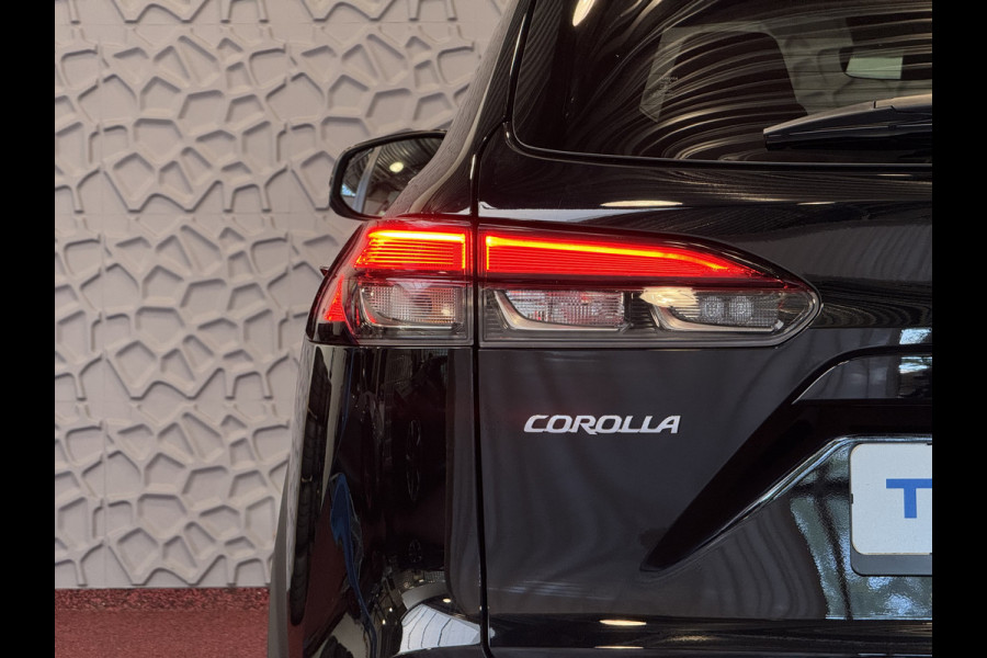 Toyota Corolla Cross HYBRID 140 2025 STYLE STOEL/STUUR VERW. ELEK.KLEP LED KEYLESS CARPLAY NAVI CAMERA ADAP CRUISE PDC Toyota Corolla Cross HYBRID 140 2025 STYLE STOEL/STUUR VERW. ELEK.KLEP LED KEYLESS CARPLAY NAVI CAMERA ADAP CRUISE PDC