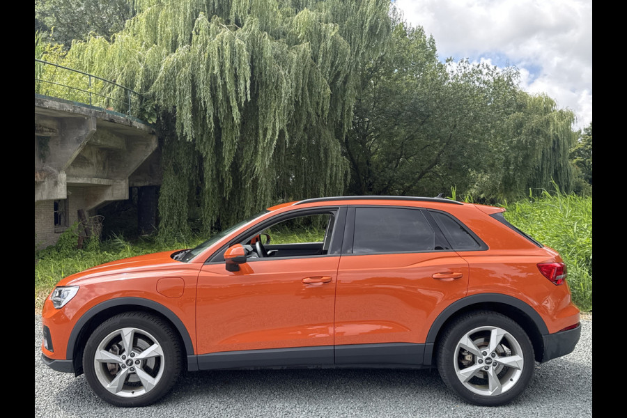 Audi Q3 45 TFSIe 245PK HYBRID S-TRONIC EDITION NAVI/PDC/BLUETOOTH Audi Q3 45 TFSIe 245PK HYBRID S-TRONIC EDITION NAVI/PDC/BLUETOOTH