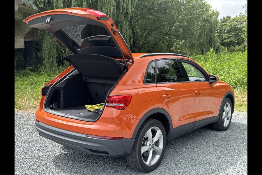 Audi Q3 45 TFSIe 245PK HYBRID S-TRONIC EDITION NAVI/PDC/BLUETOOTH Audi Q3 45 TFSIe 245PK HYBRID S-TRONIC EDITION NAVI/PDC/BLUETOOTH