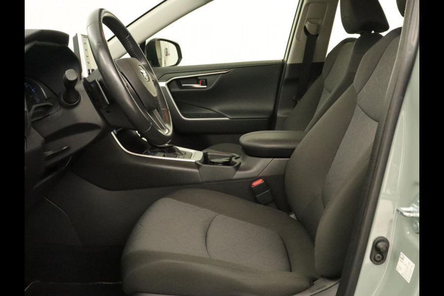 Toyota RAV4 2.5 Hybrid Active | 1e eigenaar | Trekhaak | Adaptive cruise | Camera | Carplay | Full LED | Digital Cockpit | Climate control | Parkeerhulp Toyota RAV4 2.5 Hybrid Active | 1e eigenaar | Trekhaak | Adaptive cruise | Camera | Carplay | Full LED | Digital Cockpit | Climate control | Parkeerhulp