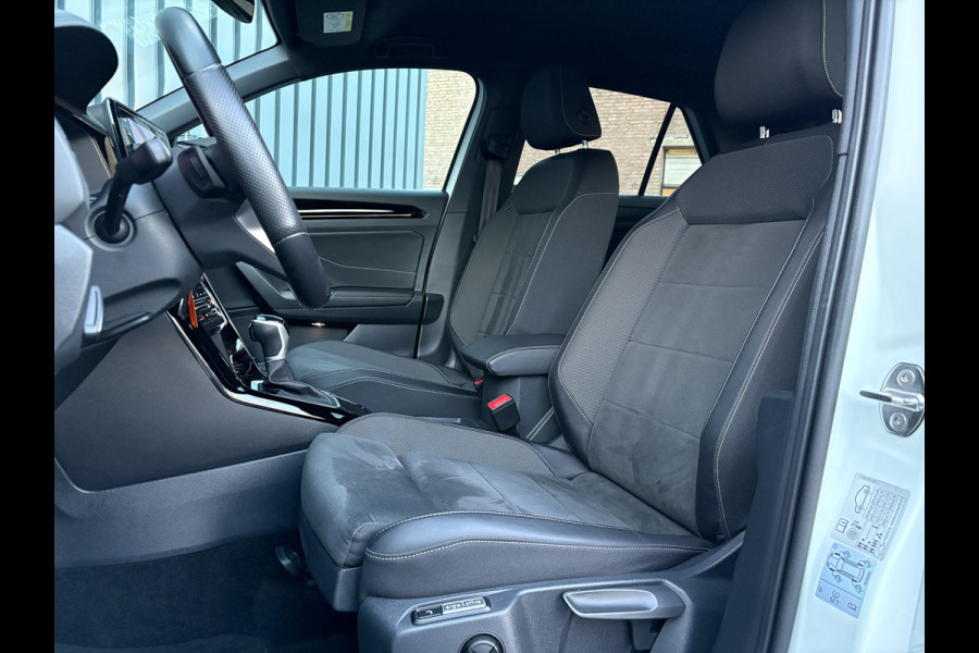 Volkswagen T-Roc 1.5 TSI R-Line Business | Standkachel | Trekhaak afnb. | IQ Light | Camera | Prijs Rijklaar!! Volkswagen T-Roc 1.5 TSI R-Line Business | Standkachel | Trekhaak afnb. | IQ Light | Camera | Prijs Rijklaar!!