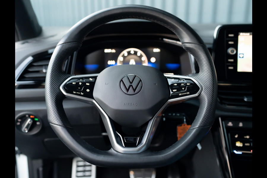 Volkswagen T-Roc 1.5 TSI R-Line Business | Standkachel | Trekhaak afnb. | IQ Light | Camera | Prijs Rijklaar!! Volkswagen T-Roc 1.5 TSI R-Line Business | Standkachel | Trekhaak afnb. | IQ Light | Camera | Prijs Rijklaar!!