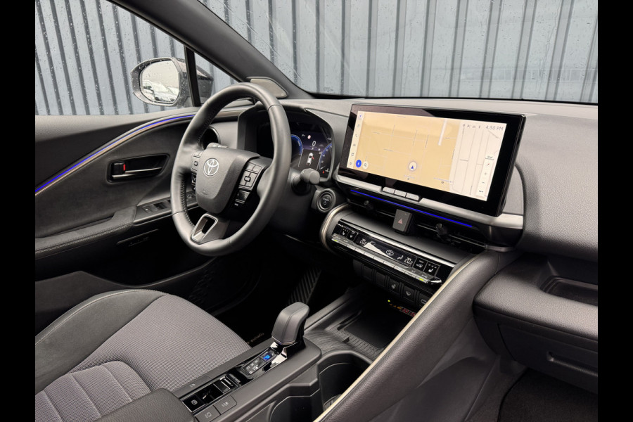 Toyota C-HR 1.8 Hybrid 140 Executive / Bi tone | Afnm. Trekhaak | JBL | Rijklaar!!! Toyota C-HR 1.8 Hybrid 140 Executive / Bi tone | Afnm. Trekhaak | JBL | Rijklaar!!!