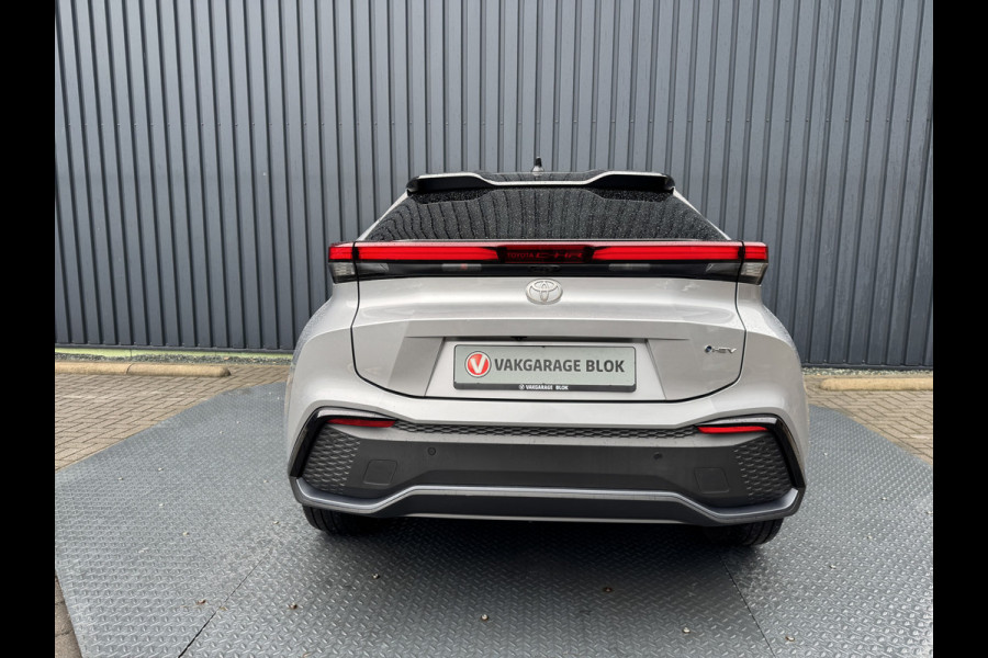 Toyota C-HR 1.8 Hybrid 140 Executive / Bi tone | Afnm. Trekhaak | JBL | Rijklaar!!! Toyota C-HR 1.8 Hybrid 140 Executive / Bi tone | Afnm. Trekhaak | JBL | Rijklaar!!!