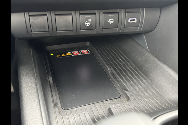 Toyota C-HR 1.8 Hybrid 140 Executive / Bi tone | Afnm. Trekhaak | JBL | Rijklaar!!! Toyota C-HR 1.8 Hybrid 140 Executive / Bi tone | Afnm. Trekhaak | JBL | Rijklaar!!!