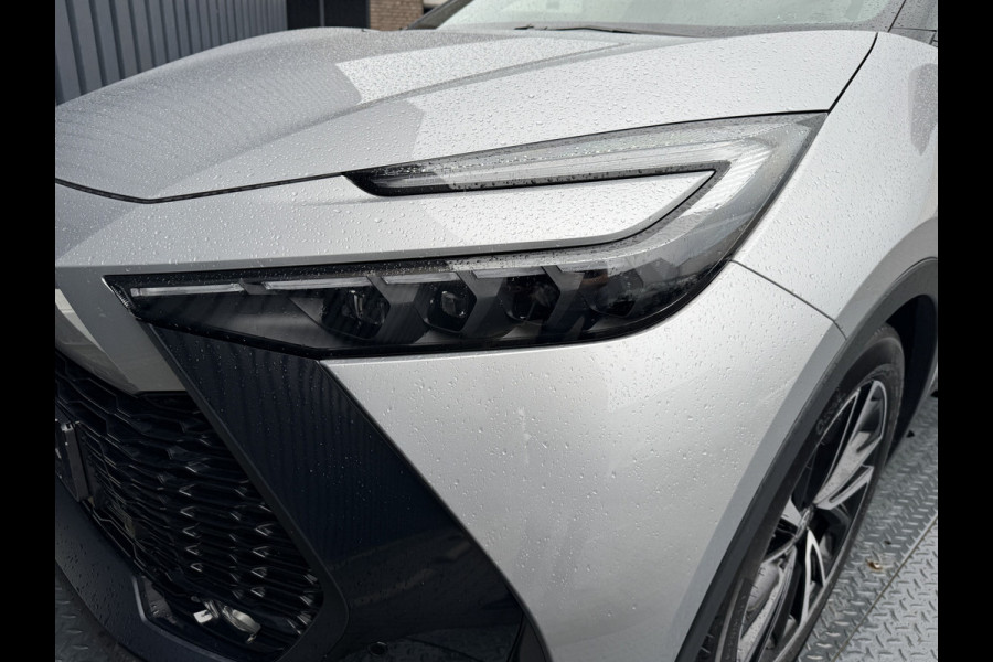 Toyota C-HR 1.8 Hybrid 140 Executive / Bi tone | Afnm. Trekhaak | JBL | Rijklaar!!! Toyota C-HR 1.8 Hybrid 140 Executive / Bi tone | Afnm. Trekhaak | JBL | Rijklaar!!!
