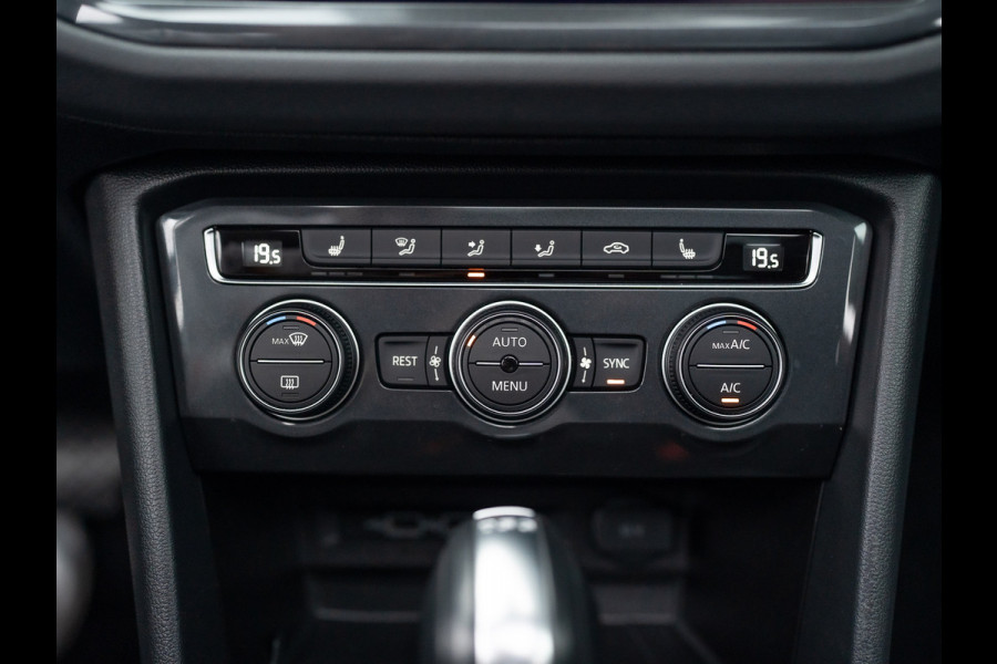 Volkswagen Tiguan 1.4 TSI 4Motion Highline | 1e eigenaar | Panodak | Camera | Keyless | LED | Elk. A-klep | Prijs Rijklaar!!