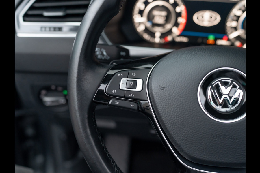 Volkswagen Tiguan 1.4 TSI 4Motion Highline | 1e eigenaar | Panodak | Camera | Keyless | LED | Elk. A-klep | Prijs Rijklaar!!