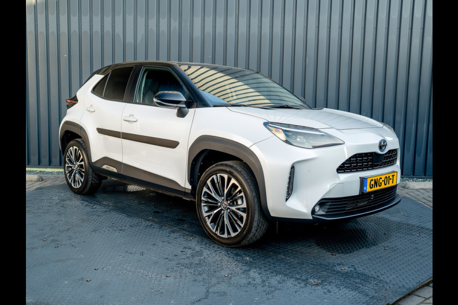 Toyota Yaris Cross 1.5 Hybrid Executive Bi-Tone | Head Up | BSM | Camera | Trekhaak afnb. | Stoelverw. | Keyless | Prijs Rijklaar!! Toyota Yaris Cross 1.5 Hybrid Executive Bi-Tone | Head Up | BSM | Camera | Trekhaak afnb. | Stoelverw. | Keyless | Prijs Rijklaar!!