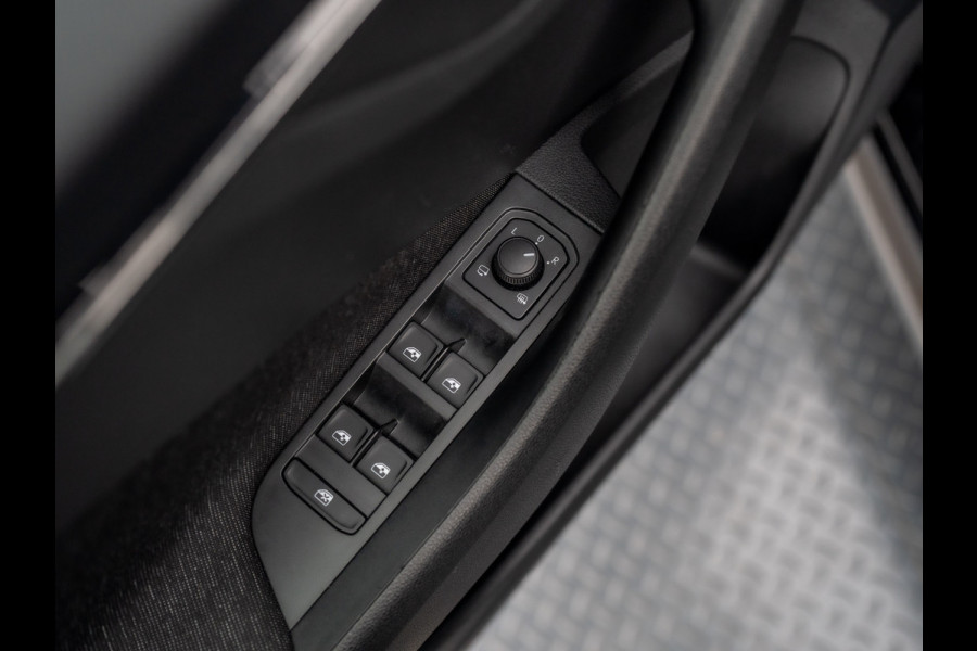 Škoda Kamiq 1.0 TSI Business Edition | Elk A-klep | Keyless | Camera | Adapt. Cr. | Prijs Rijklaar!! Škoda Kamiq 1.0 TSI Business Edition | Elk A-klep | Keyless | Camera | Adapt. Cr. | Prijs Rijklaar!!