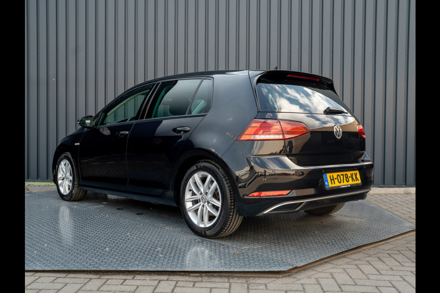 Volkswagen Golf 1.5 TSI 130Pk Comfortline Business | Adapt. Cr. | Climate Control | Parkeersensoren V&A | Prijs Rijklaar!! Volkswagen Golf 1.5 TSI 130Pk Comfortline Business | Adapt. Cr. | Climate Control | Parkeersensoren V&A | Prijs Rijklaar!!