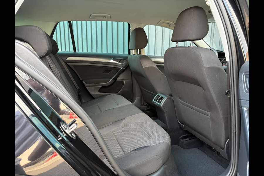 Volkswagen Golf 1.5 TSI 130Pk Comfortline Business | Adapt. Cr. | Climate Control | Parkeersensoren V&A | Prijs Rijklaar!! Volkswagen Golf 1.5 TSI 130Pk Comfortline Business | Adapt. Cr. | Climate Control | Parkeersensoren V&A | Prijs Rijklaar!!