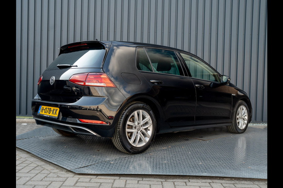 Volkswagen Golf 1.5 TSI 130Pk Comfortline Business | Adapt. Cr. | Climate Control | Parkeersensoren V&A | Prijs Rijklaar!! Volkswagen Golf 1.5 TSI 130Pk Comfortline Business | Adapt. Cr. | Climate Control | Parkeersensoren V&A | Prijs Rijklaar!!