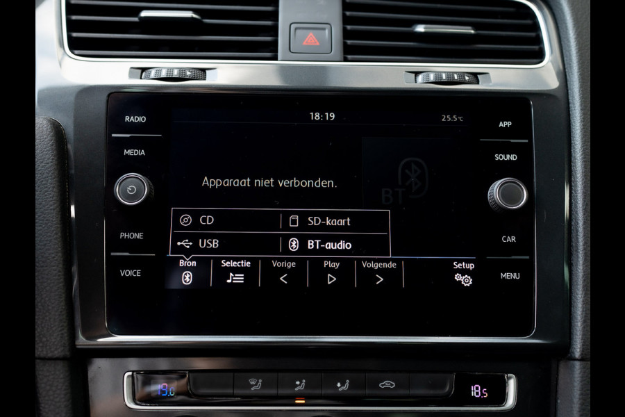 Volkswagen Golf 1.5 TSI 130Pk Comfortline Business | Adapt. Cr. | Climate Control | Parkeersensoren V&A | Prijs Rijklaar!! Volkswagen Golf 1.5 TSI 130Pk Comfortline Business | Adapt. Cr. | Climate Control | Parkeersensoren V&A | Prijs Rijklaar!!