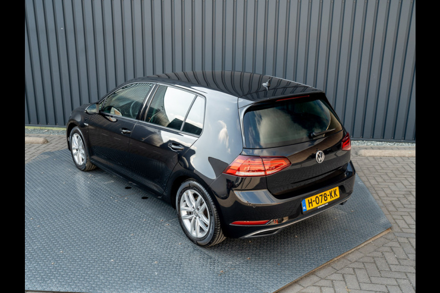 Volkswagen Golf 1.5 TSI 130Pk Comfortline Business | Adapt. Cr. | Climate Control | Parkeersensoren V&A | Prijs Rijklaar!! Volkswagen Golf 1.5 TSI 130Pk Comfortline Business | Adapt. Cr. | Climate Control | Parkeersensoren V&A | Prijs Rijklaar!!