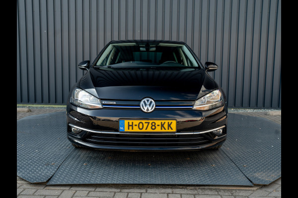 Volkswagen Golf 1.5 TSI 130Pk Comfortline Business | Adapt. Cr. | Climate Control | Parkeersensoren V&A | Prijs Rijklaar!! Volkswagen Golf 1.5 TSI 130Pk Comfortline Business | Adapt. Cr. | Climate Control | Parkeersensoren V&A | Prijs Rijklaar!!