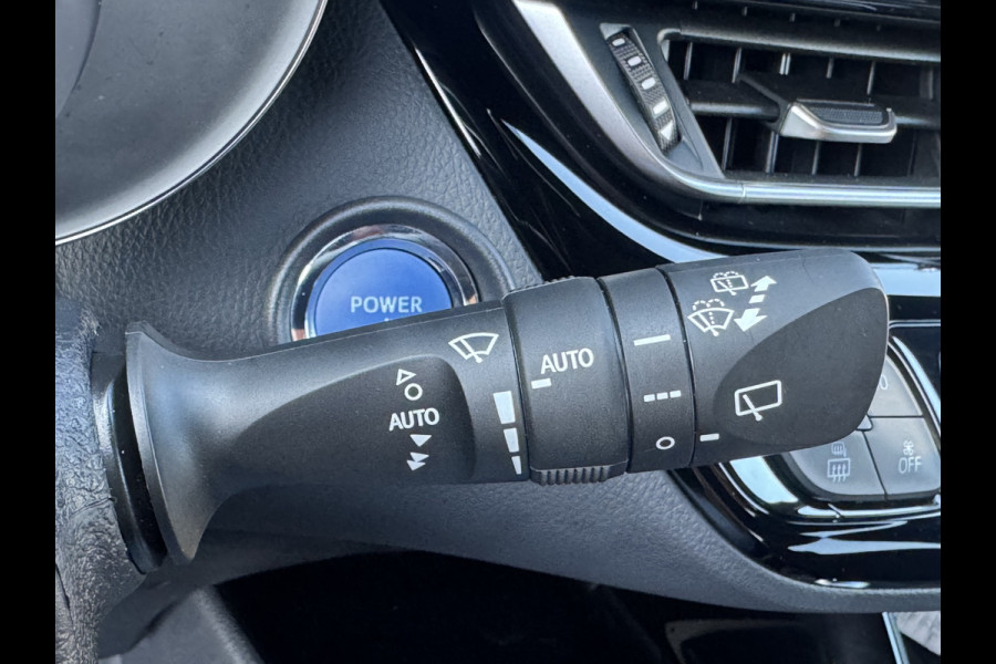 Toyota C-HR 2.0 Hybrid Executive / Bi tone | Leer/alcantara | JBL | LED | BSM | Rijklaar!!!