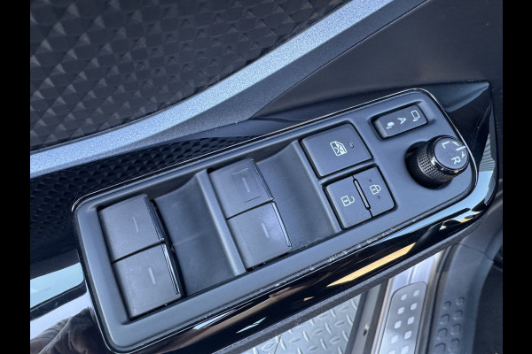 Toyota C-HR 2.0 Hybrid Executive / Bi tone | Leer/alcantara | JBL | LED | BSM | Rijklaar!!!