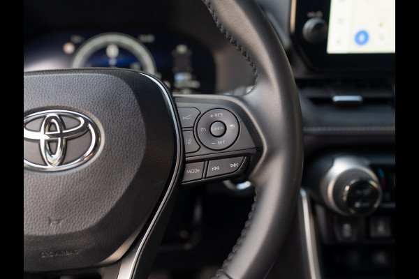 Toyota RAV4 2.5 Hybrid Business Plus | Nwe Model | Elk. A-klep | Keyless | Stoelverwarming | Camera | PDC V&A | Prijs Rijklaar!! Toyota RAV4 2.5 Hybrid Business Plus | Nwe Model | Elk. A-klep | Keyless | Stoelverwarming | Camera | PDC V&A | Prijs Rijklaar!!