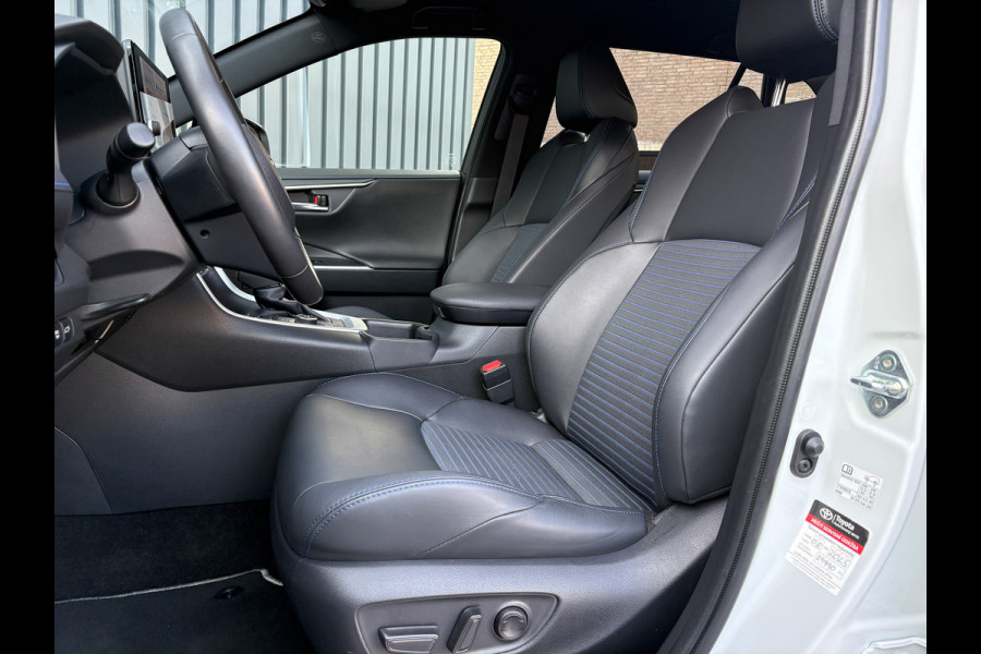 Toyota RAV4 2.5 Hybrid AWD Style/ Bi-Tone | Stoel & Stuur verw. | 19'' | Camera | Elk A-klep | Keyless | Prijs Rijklaar!!