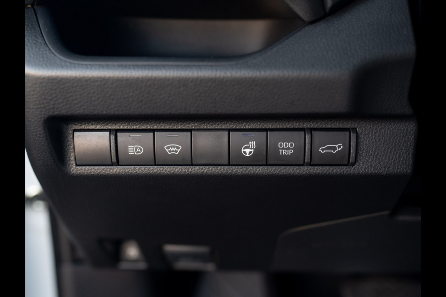 Toyota RAV4 2.5 Hybrid AWD Style/ Bi-Tone | Stoel & Stuur verw. | 19'' | Camera | Elk A-klep | Keyless | Prijs Rijklaar!!