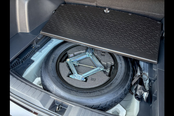 Toyota RAV4 2.5 Hybrid AWD Style/ Bi-Tone | Stoel & Stuur verw. | 19'' | Camera | Elk A-klep | Keyless | Prijs Rijklaar!!