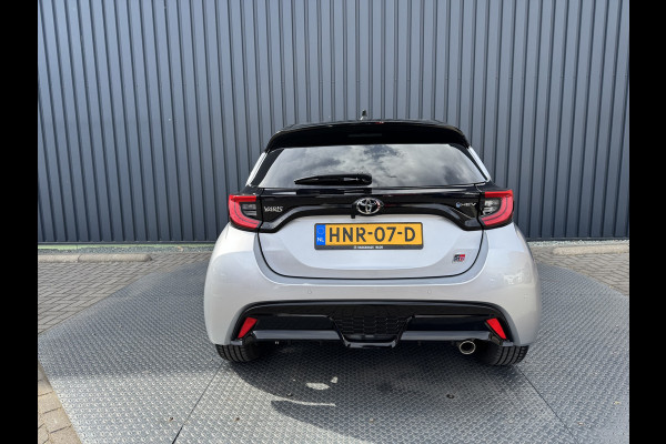 Toyota Yaris 1.5 Hybrid 130 GR Sport / Bi tone | 7.200 km | 1ste particuliere eigenaar | Rijklaar!! Toyota Yaris 1.5 Hybrid 130 GR Sport / Bi tone | 7.200 km | 1ste particuliere eigenaar | Rijklaar!!