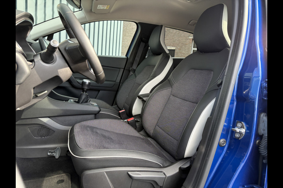 Renault Captur 1.0 TCe 100 Intens | Navi | Apple Carplay/ Android Auto | Prijs Rijklaar!! Renault Captur 1.0 TCe 100 Intens | Navi | Apple Carplay/ Android Auto | Prijs Rijklaar!!