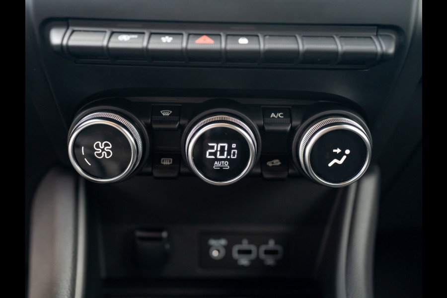 Renault Captur 1.0 TCe 100 Intens | Navi | Apple Carplay/ Android Auto | Prijs Rijklaar!! Renault Captur 1.0 TCe 100 Intens | Navi | Apple Carplay/ Android Auto | Prijs Rijklaar!!