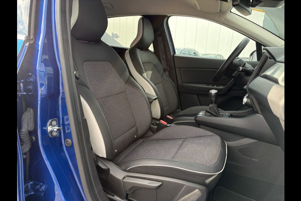 Renault Captur 1.0 TCe 100 Intens | Navi | Apple Carplay/ Android Auto | Prijs Rijklaar!! Renault Captur 1.0 TCe 100 Intens | Navi | Apple Carplay/ Android Auto | Prijs Rijklaar!!