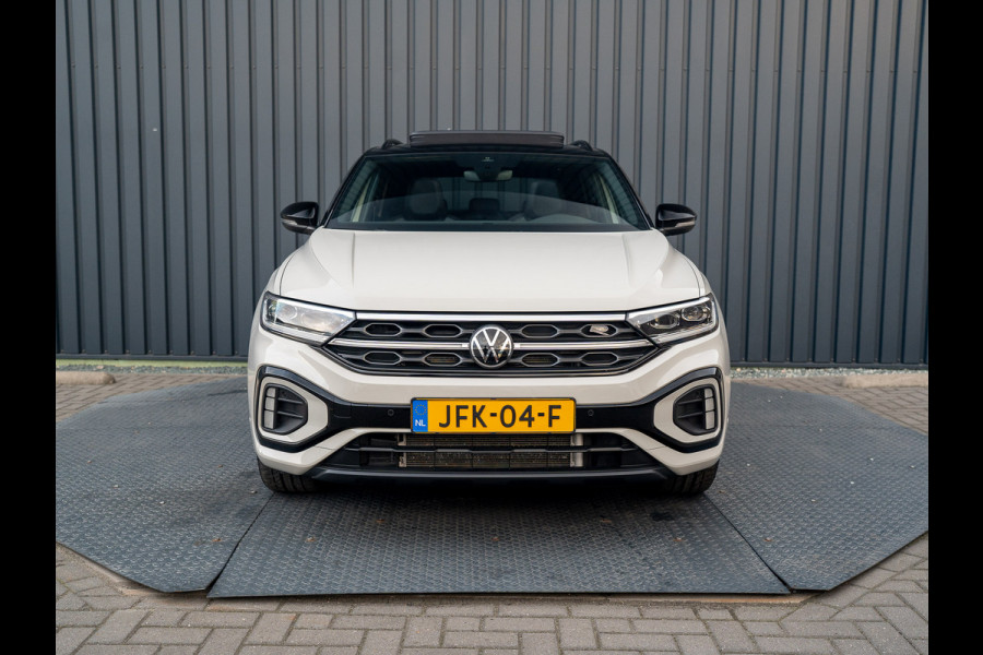 Volkswagen T-Roc 1.5 TSI R-Line Business | Panodak | Beats | Keyless | Trekhaak afnb | IQ Light | Side Assist | Prijs Rijklaar!! Volkswagen T-Roc 1.5 TSI R-Line Business | Panodak | Beats | Keyless | Trekhaak afnb | IQ Light | Side Assist | Prijs Rijklaar!!