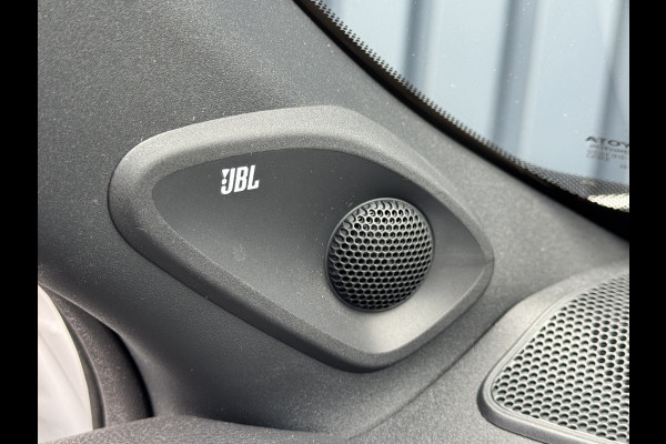 Toyota Yaris Cross 1.5 Hybrid Adventure | Afnm. Trekhaak | JBL | Head-up | BSM | Rijklaar!! Toyota Yaris Cross 1.5 Hybrid Adventure | Afnm. Trekhaak | JBL | Head-up | BSM | Rijklaar!!