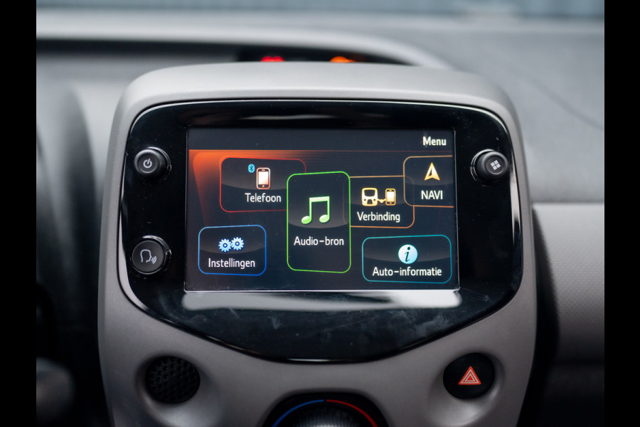 Peugeot 108 1.0 e-VTi Active | Camera | Navi | Airco | Bluetooth | Prijs Rijklaar!! Peugeot 108 1.0 e-VTi Active | Camera | Navi | Airco | Bluetooth | Prijs Rijklaar!!
