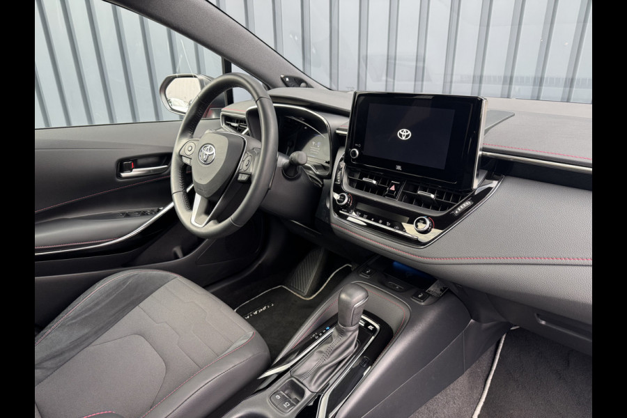 Toyota Corolla Touring Sports 2.0 Hybrid Executive / Bi tone | Pano schuif- kantel dak | JBL | Head-up | Sport stoelen | Rijklaar!!! Toyota Corolla Touring Sports 2.0 Hybrid Executive / Bi tone | Pano schuif- kantel dak | JBL | Head-up | Sport stoelen | Rijklaar!!!