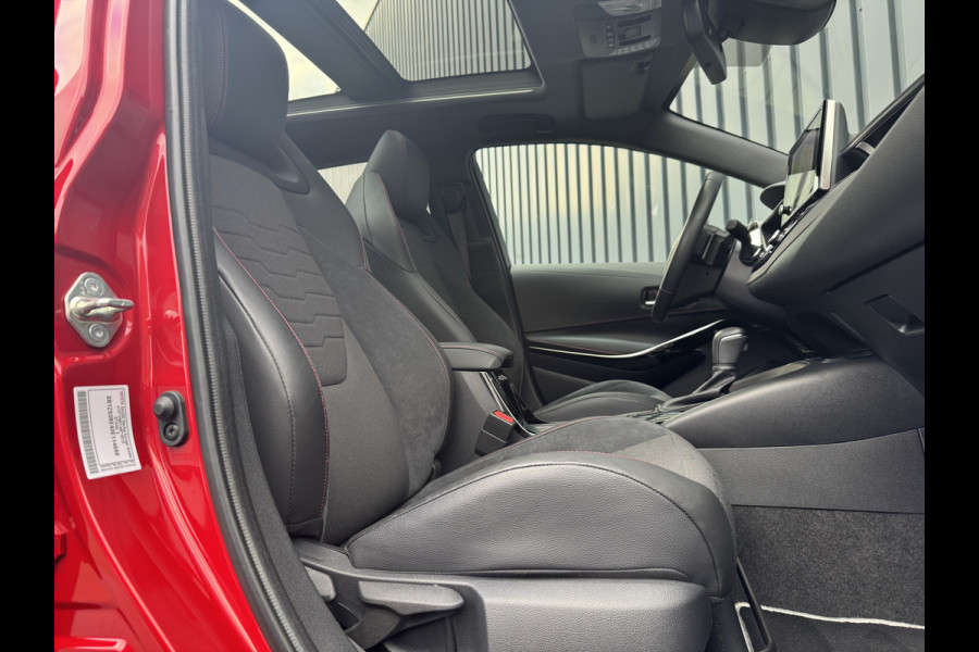 Toyota Corolla Touring Sports 2.0 Hybrid Executive / Bi tone | Pano schuif- kantel dak | JBL | Head-up | Sport stoelen | Rijklaar!!! Toyota Corolla Touring Sports 2.0 Hybrid Executive / Bi tone | Pano schuif- kantel dak | JBL | Head-up | Sport stoelen | Rijklaar!!!