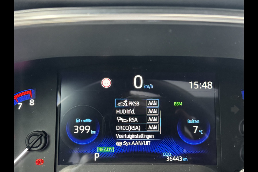 Toyota Corolla Touring Sports 2.0 Hybrid Executive / Bi tone | Pano schuif- kantel dak | JBL | Head-up | Sport stoelen | Rijklaar!!! Toyota Corolla Touring Sports 2.0 Hybrid Executive / Bi tone | Pano schuif- kantel dak | JBL | Head-up | Sport stoelen | Rijklaar!!!