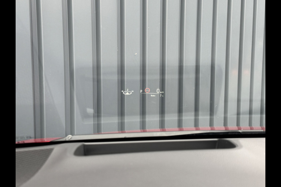Toyota Corolla Touring Sports 2.0 Hybrid Executive / Bi tone | Pano schuif- kantel dak | JBL | Head-up | Sport stoelen | Rijklaar!!! Toyota Corolla Touring Sports 2.0 Hybrid Executive / Bi tone | Pano schuif- kantel dak | JBL | Head-up | Sport stoelen | Rijklaar!!!