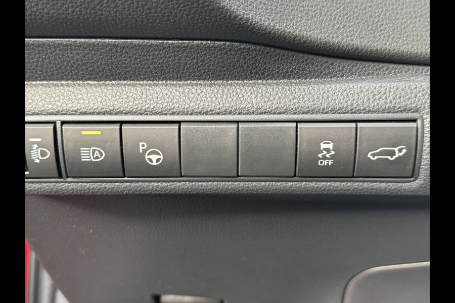 Toyota Corolla Touring Sports 2.0 Hybrid Executive / Bi tone | Pano schuif- kantel dak | JBL | Head-up | Sport stoelen | Rijklaar!!! Toyota Corolla Touring Sports 2.0 Hybrid Executive / Bi tone | Pano schuif- kantel dak | JBL | Head-up | Sport stoelen | Rijklaar!!!