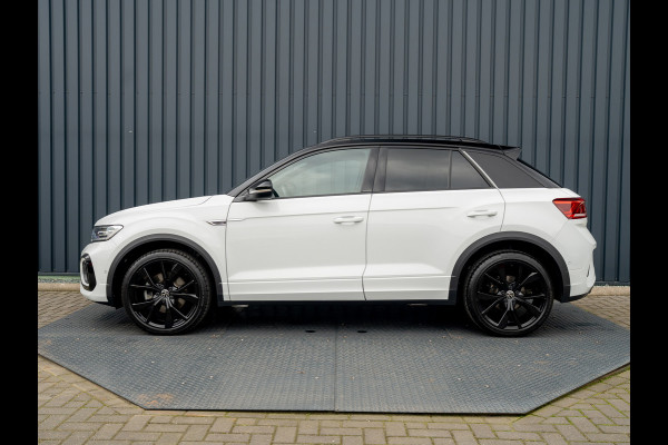 Volkswagen T-Roc 1.5 TSI 150Pk R-Line Business | Black Style | Keyless | IQ Light | 19'' | Trekhaak afnb. | Camera | Side Assist | Prijs Rijklaar!! Volkswagen T-Roc 1.5 TSI 150Pk R-Line Business | Black Style | Keyless | IQ Light | 19'' | Trekhaak afnb. | Camera | Side Assist | Prijs Rijklaar!!